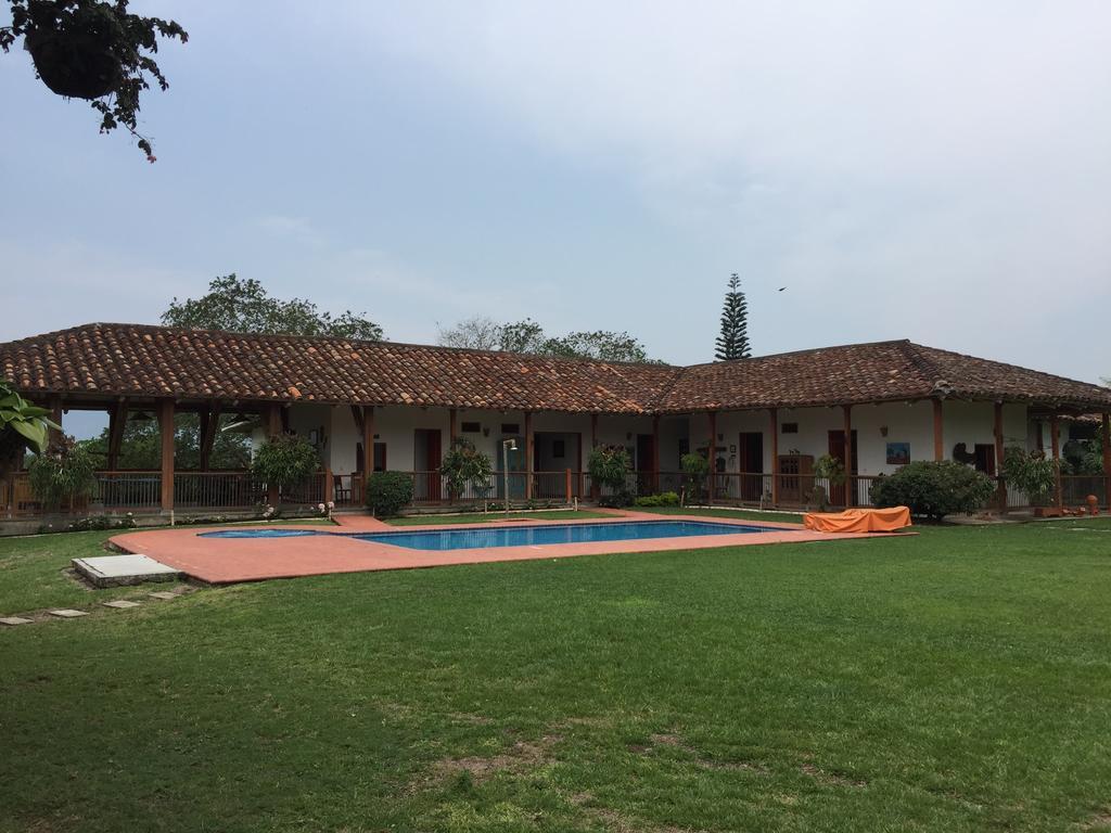 Hacienda El Saman Villa Quimbaya Exterior photo